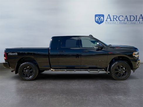 Used 2022 RAM 2500 Big Horn w/ Level C Equiment Group image 6