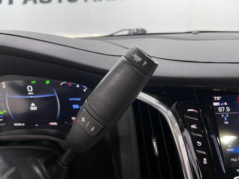 Used 2020 Cadillac Escalade Premium Luxury AWD/4WD image 28