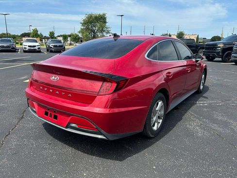 Used 2022 Hyundai Sonata SE w/ Preferred Accessory Package FWD image 9