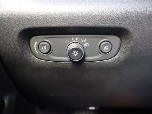 Used 2020 Chevrolet Traverse LT FWD image 14