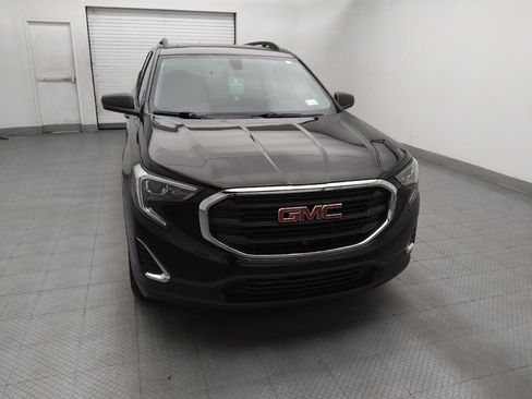 Used 2018 GMC Terrain SLE w/ Driver Convenience Package FWD image 14