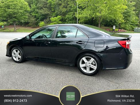 Used 2014 Toyota Camry SE FWD image 6