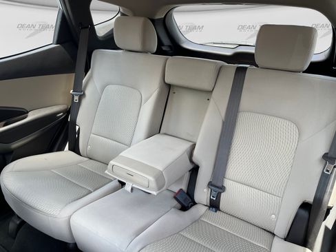 Used 2018 Hyundai Santa Fe Sport w/ 2.4L Value Package 02 FWD image 15