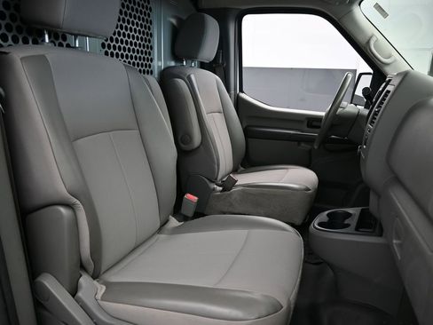 Used 2020 Nissan NV 1500 S image 41