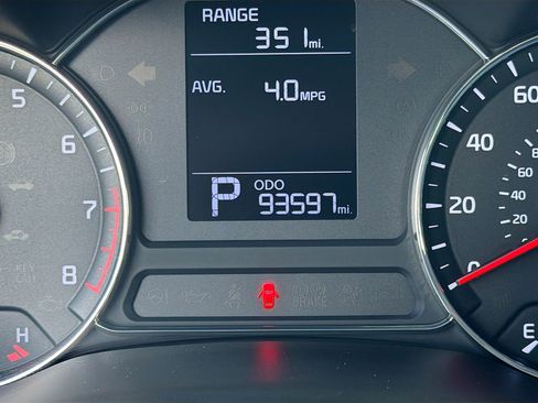 Used 2016 Kia Forte LX image 37