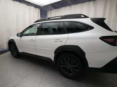 Certified 2023 Subaru Outback Onyx Edition AWD/4WD image 33