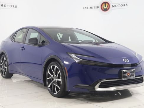 Used 2024 Toyota Prius Prime Premium w/ Advanced Technology Package FWD image 23