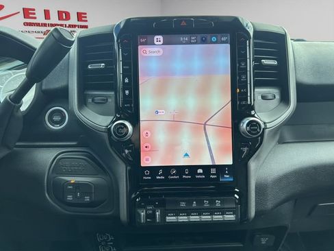 New 2026 RAM 2500 Tradesman AWD/4WD image 17