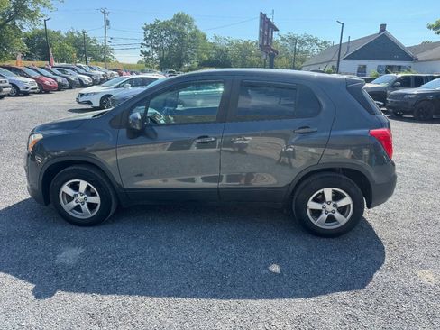 Used 2016 Chevrolet Trax LS AWD/4WD image 11