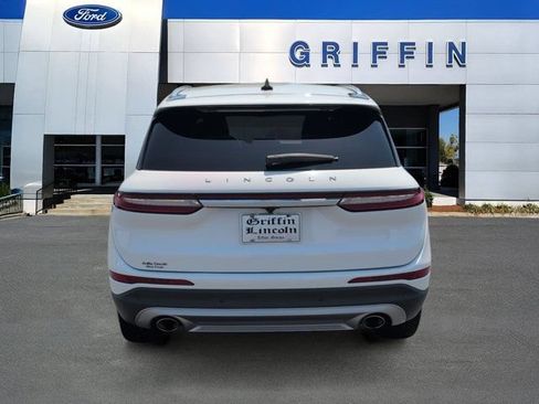 Used 2022 Lincoln Corsair Reserve w/ Elements Package FWD image 8