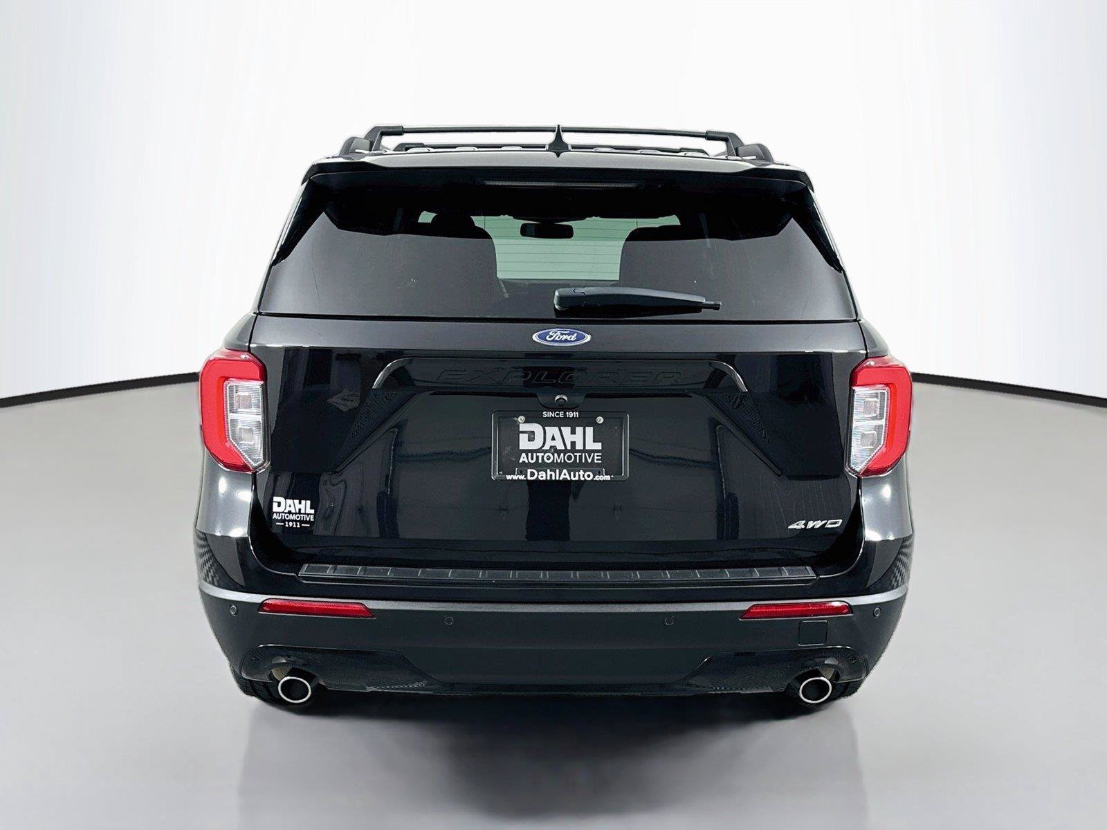 Used 2023 Ford Explorer ST-Line AWD/4WD image 12