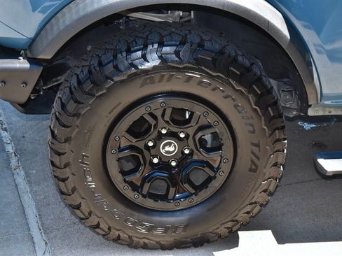 Used 2021 Ford Bronco First Edition AWD/4WD image 47