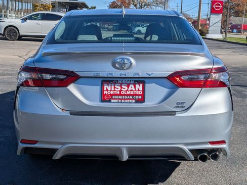 Used 2023 Toyota Camry SE image 6