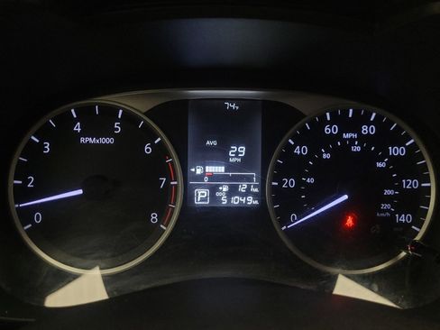 Used 2024 Nissan Versa S w/ Trunk Package image 23