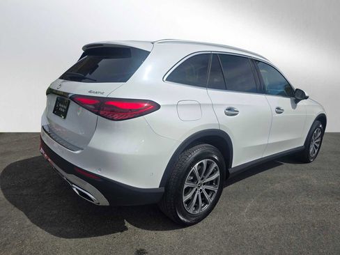 Used 2026 Mercedes-Benz GLC 300 4MATIC image 3
