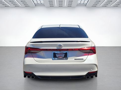 Used 2021 Toyota Avalon Touring w/ Advanced Safety Package FWD image 5