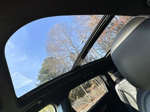 Used 2017 Lincoln MKX Select w/ Select Plus Package image 34