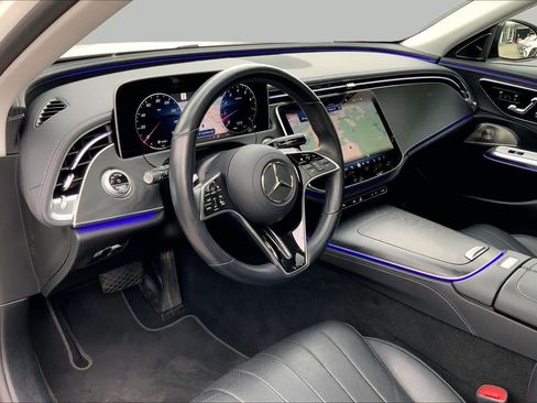 Used 2025 Mercedes-Benz E 450 4MATIC All-Terrain Wagon image 18
