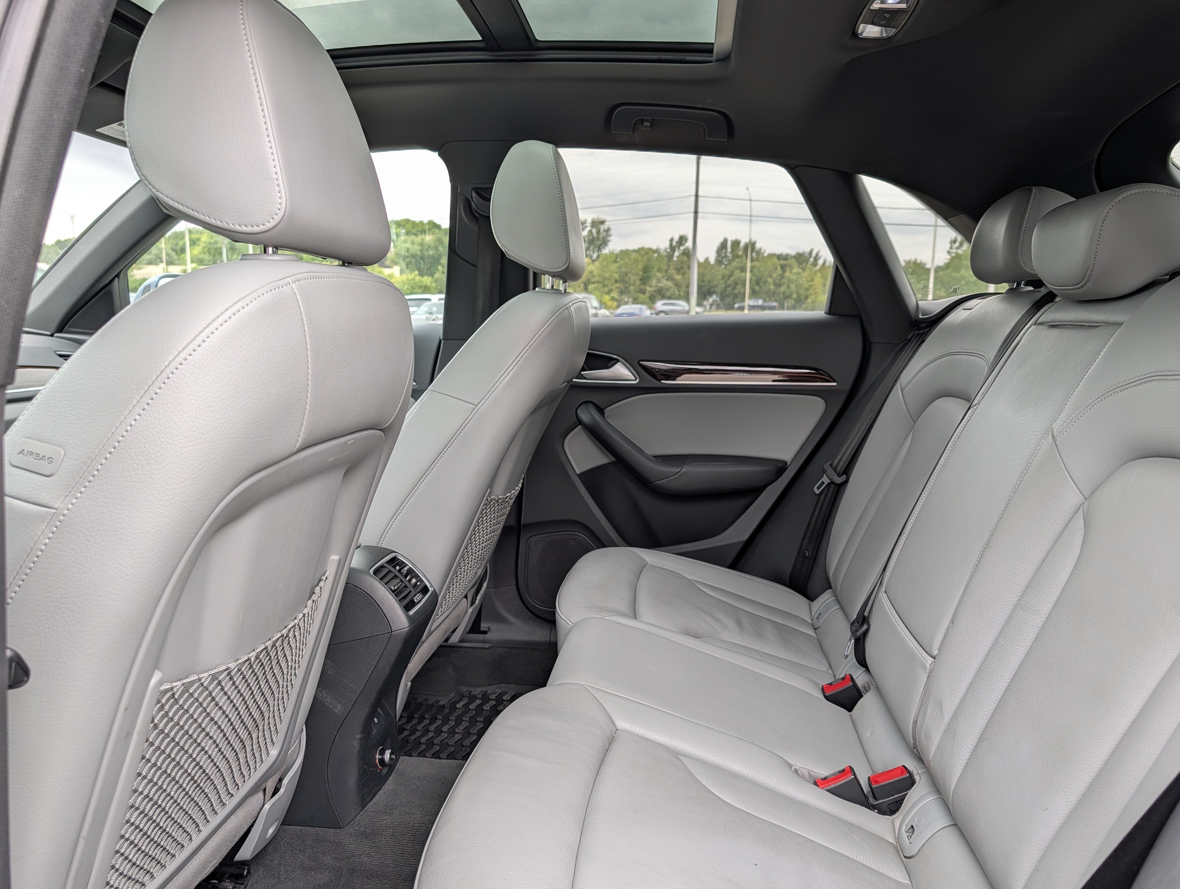 Used 2018 Audi Q3 2.0T Premium Plus AWD/4WD image 21