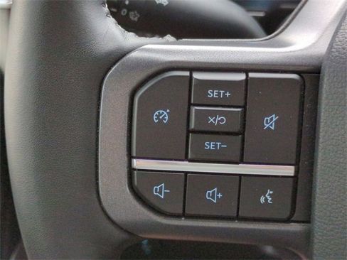 Used 2023 Ford F350 Lariat w/ Sport Appearance Package image 25