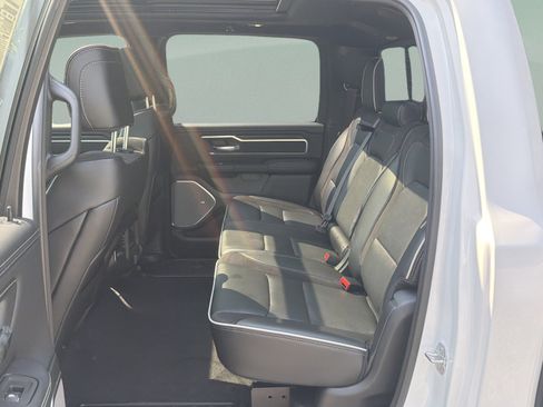 New 2026 RAM 1500 Laramie AWD/4WD image 18