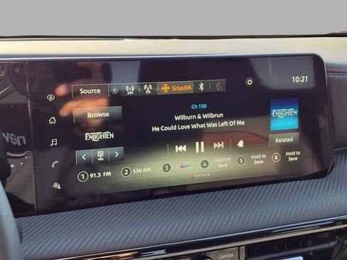 Certified 2025 Nissan Kicks SR image 10