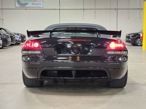 Used 2003 Dodge Viper SRT-10 RWD image 10