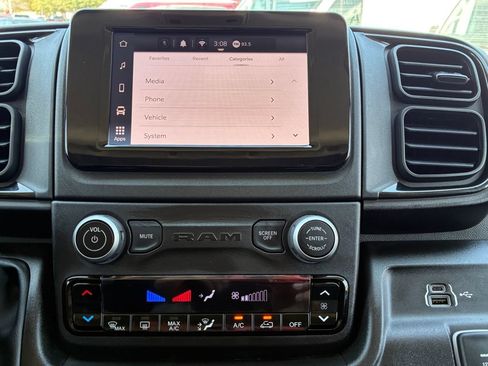 New 2027 RAM ProMaster 2500 w/ Convenience Group FWD image 9