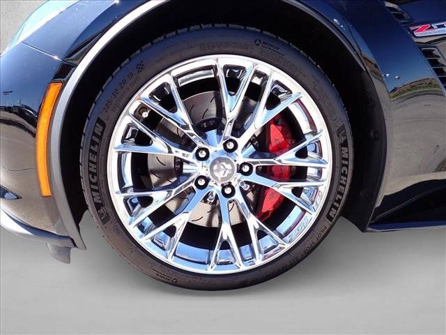 Used 2016 Chevrolet Corvette Z06 w/ 2LZ Preferred Equipment Group RWD image 7