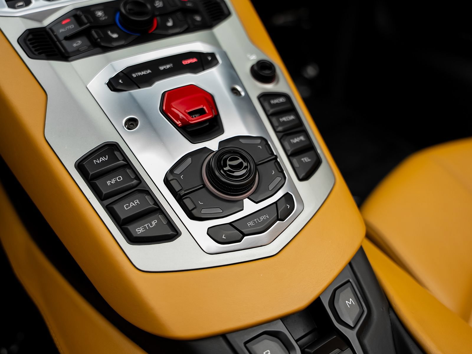 Used 2014 Lamborghini Aventador LP 700-4 AWD/4WD image 47