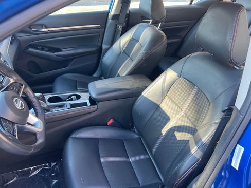 Used 2025 Nissan Altima 2.5 SR image 21