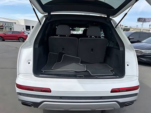 Used 2025 Audi Q7 3.0T Premium Plus AWD/4WD image 15