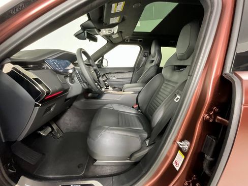 Used 2025 Land Rover Range Rover Sport SV Edition Two image 19