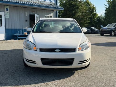 Used 2008 Chevrolet Impala LS FWD image 2