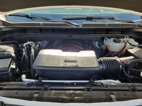 Used 2024 Chevrolet Tahoe Premier w/ Advanced Technology Package image 9