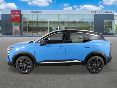 New 2026 Nissan Kicks SR FWD image 2