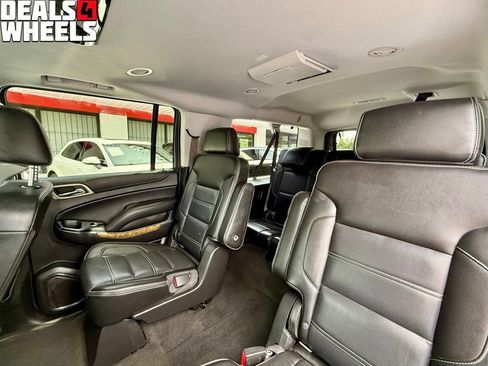 Used 2017 GMC Yukon XL Denali w/ Open Road Package AWD/4WD image 39