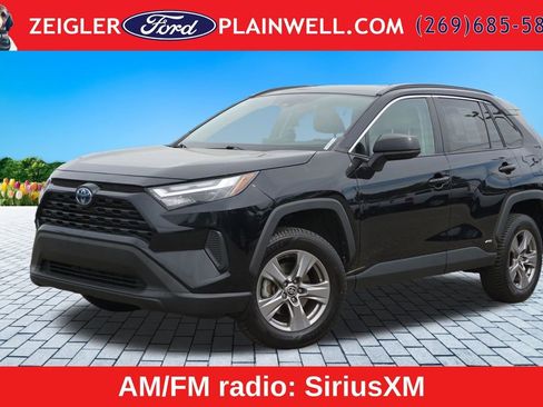 Used 2023 Toyota RAV4 LE AWD/4WD image 1
