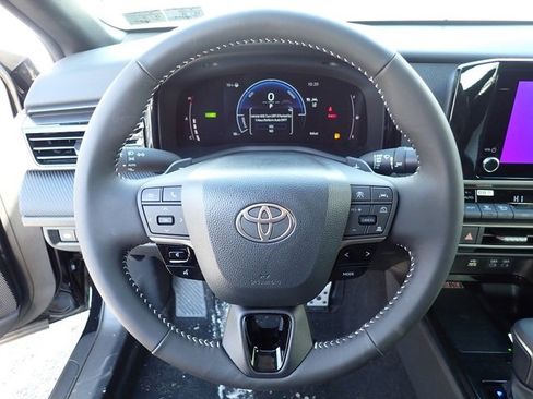 New 2026 Toyota Camry SE image 17