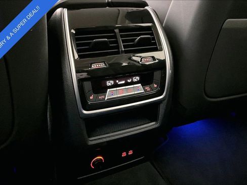 Used 2025 BMW X7 xDrive40i image 32