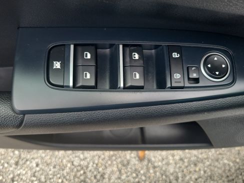 Used 2021 Kia Forte LXS image 11