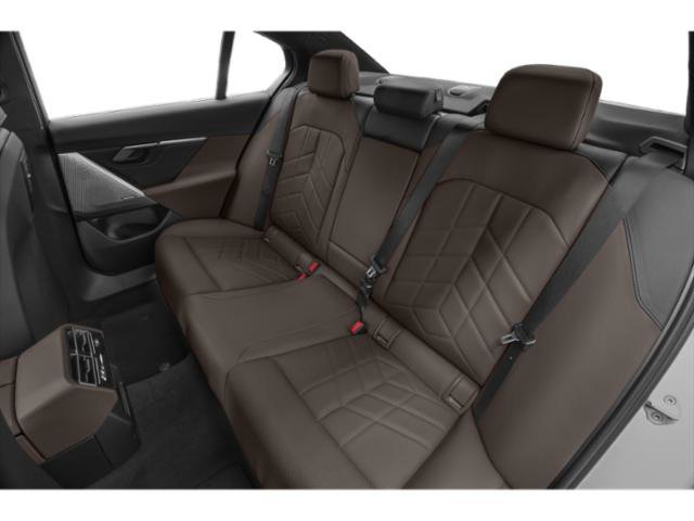 Used 2025 BMW 540i xDrive w/ Executive Package AWD/4WD image 15