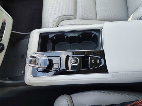 New 2026 Volvo XC90 B6 Ultra AWD/4WD image 23