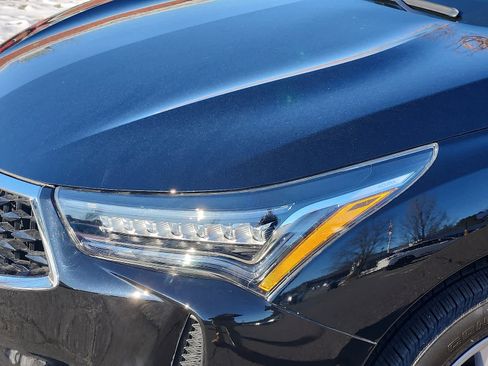 Used 2024 Acura RDX SH-AWD image 11