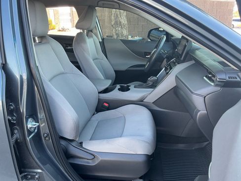 Certified 2024 Toyota Venza LE AWD/4WD image 18