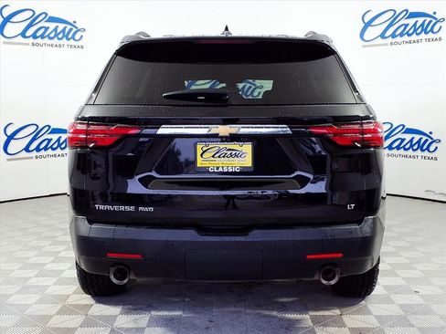 Used 2022 Chevrolet Traverse LT image 4