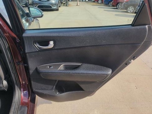 Used 2020 Kia Optima LX image 8