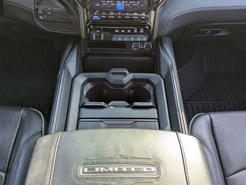 Used 2022 RAM 2500 Limited AWD/4WD image 19
