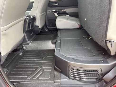 Used 2024 Toyota Tundra Limited AWD/4WD image 19