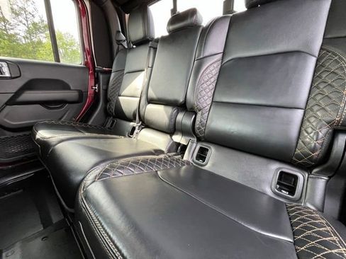 Used 2021 Jeep Gladiator Overland AWD/4WD image 28